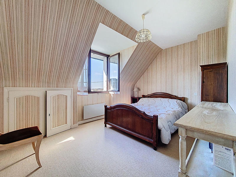 Maison - 127 m² - 5 pièces