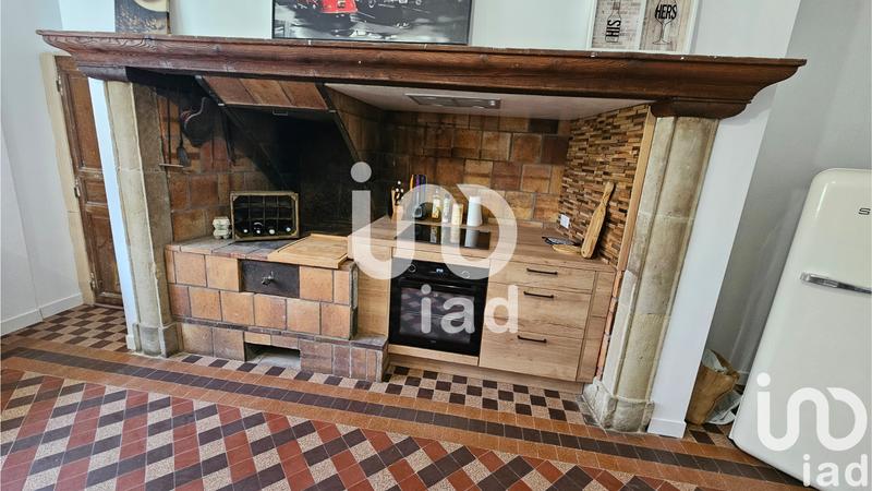 Maison - 238 m² - 8 pièces