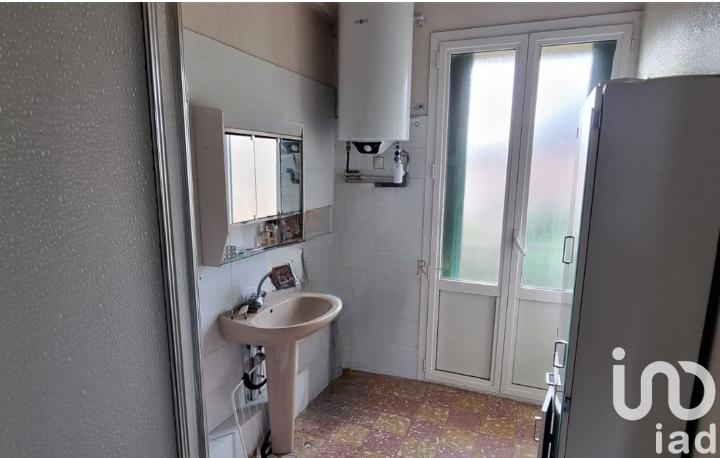 Maison - 307 m² - 14 pièces