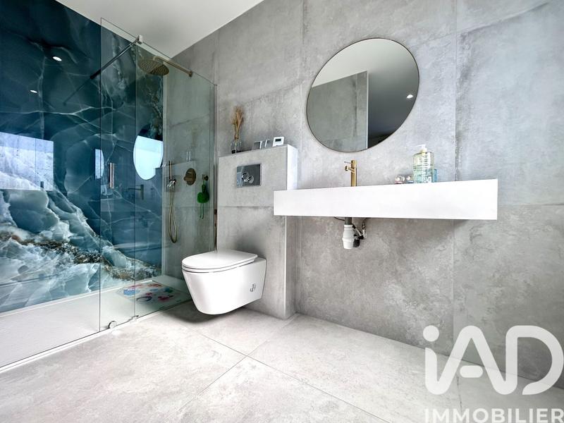 Maison - 138 m² - 4 pièces