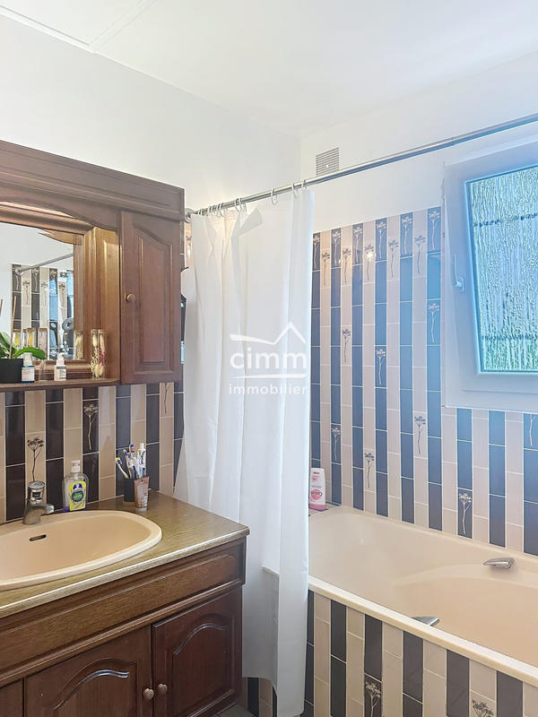 Maison - 116 m² - 5 pièces