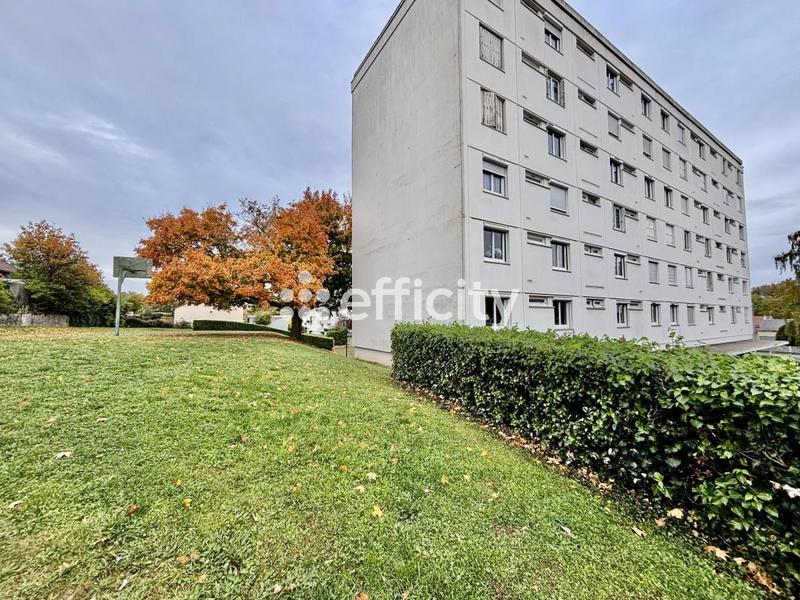 Appartement - 80 m² - 4 pièces