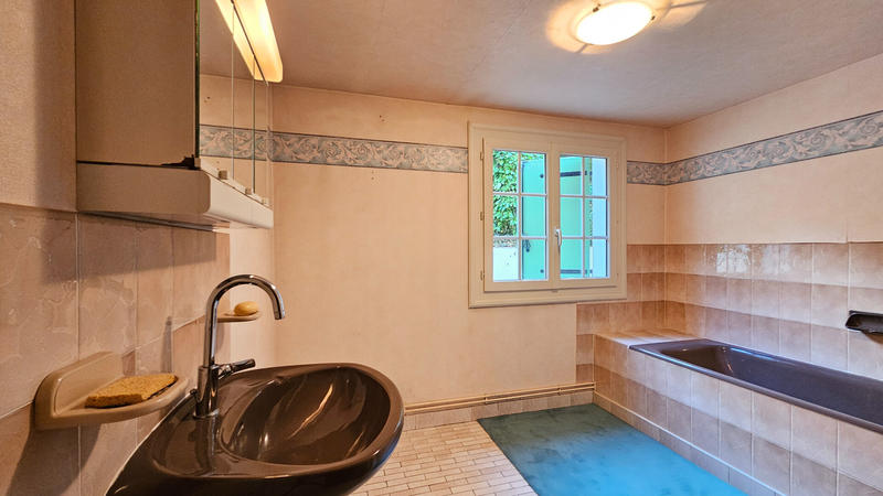 Maison - 185 m² - 7 pièces