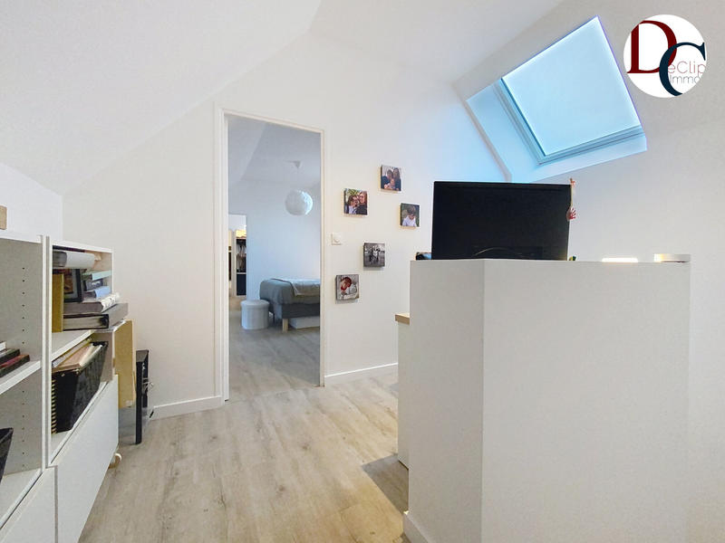 Maison - 197 m² - 10 pièces