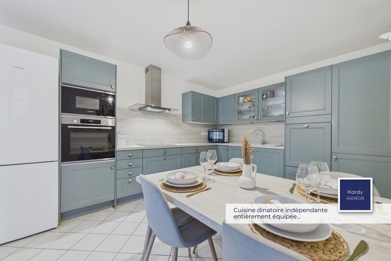 Maison - 140 m² - 5 pièces