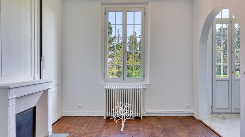 Villa - 336 m² - 13 pièces