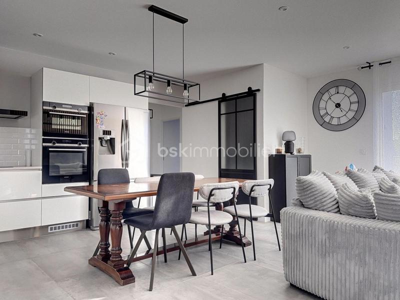 Maison - 87 m² - 4 pièces