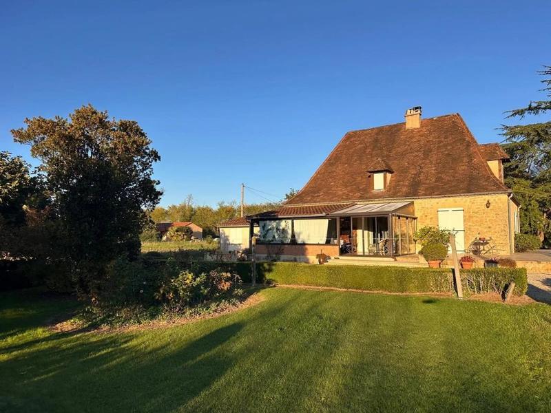 Maison - 124 m² - 8 pièces