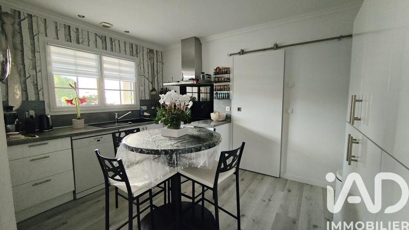 Maison - 122 m² - 5 pièces