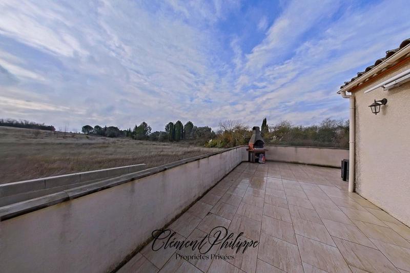 Maison - 102 m² - 4 pièces