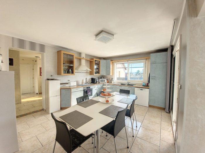 Maison - 170 m² - 6 pièces