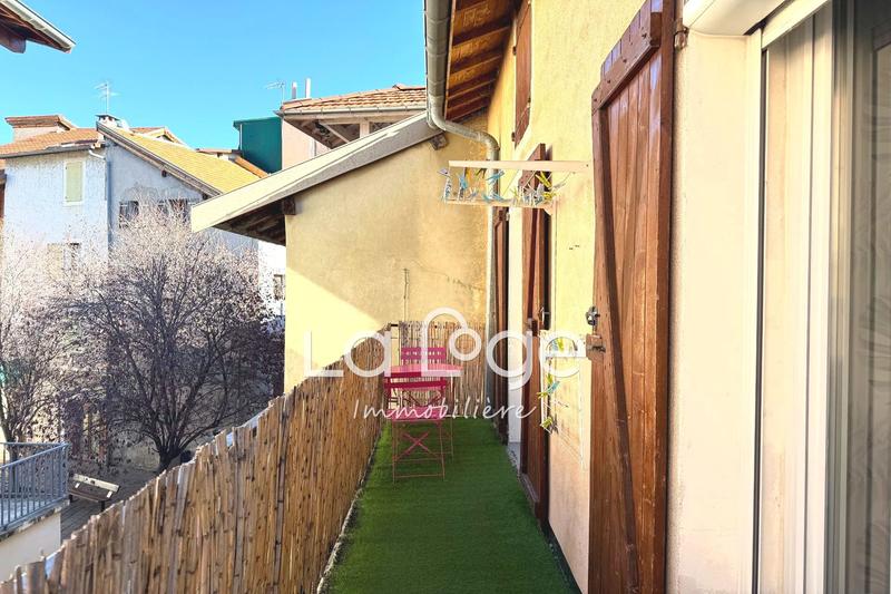 Appartement - 94 m² - 4 pièces