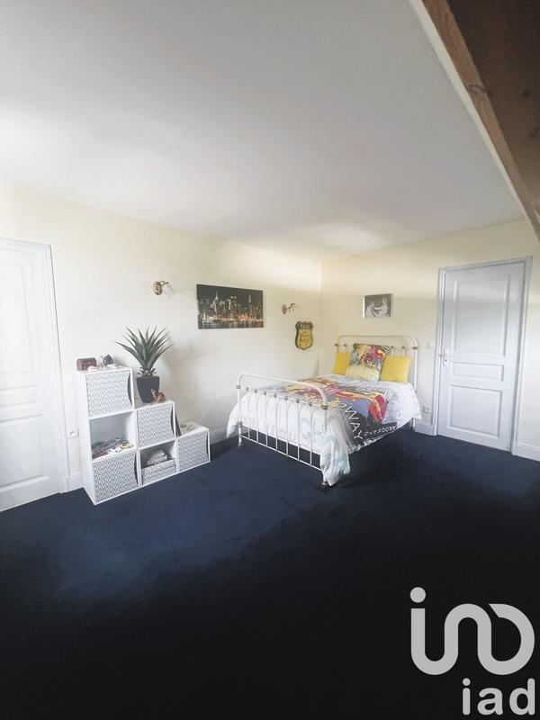 Maison - 204 m² - 10 pièces