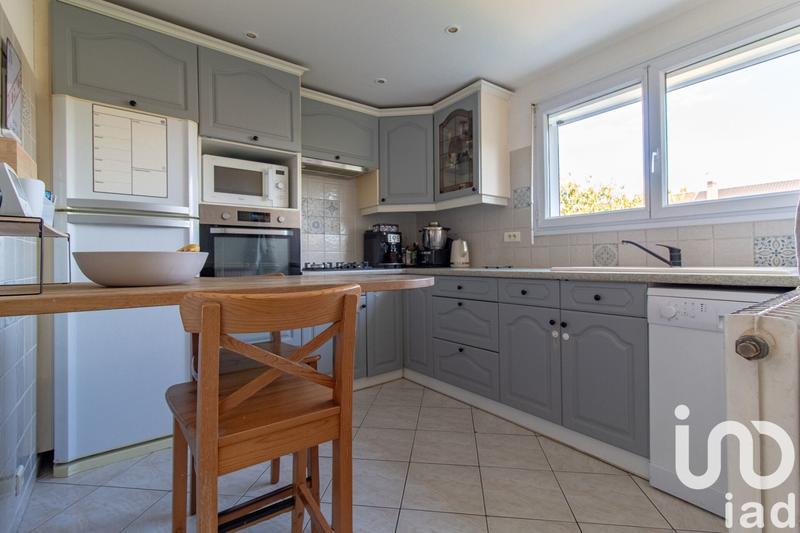 Maison - 90 m² - 5 pièces