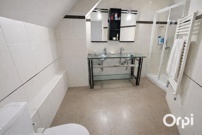 Maison - 137 m² - 4 pièces