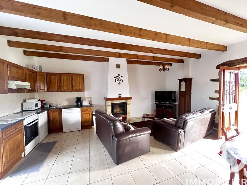 Maison - 217 m² - 8 pièces