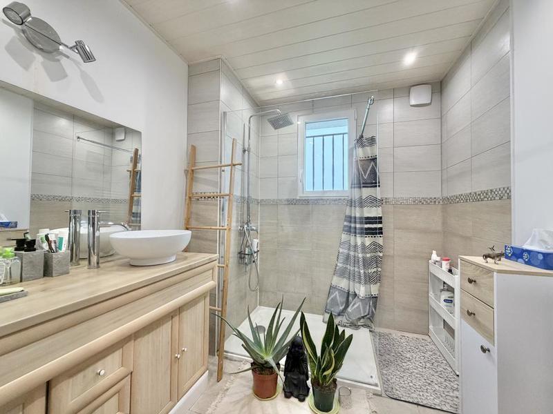 Maison - 188 m² - 8 pièces