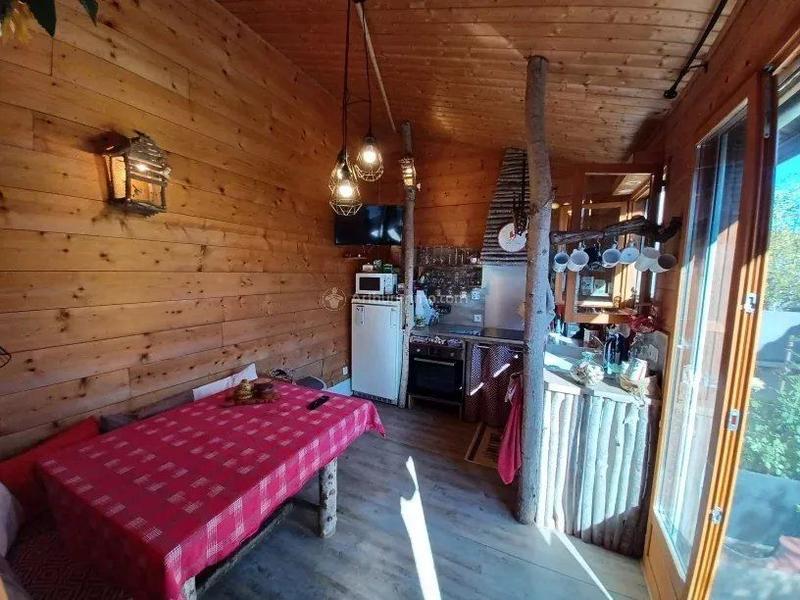 Maison - 182 m² - 7 pièces