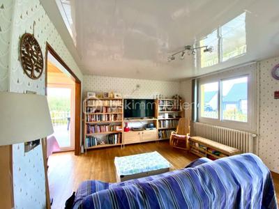 Maison traditionnelle - 125 m² - 6 pièces