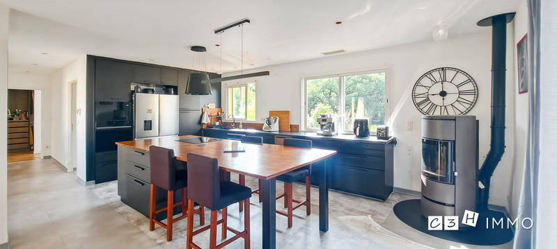 Maison - 133 m² - 5 pièces