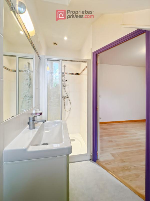 Maison - 210 m² - 9 pièces