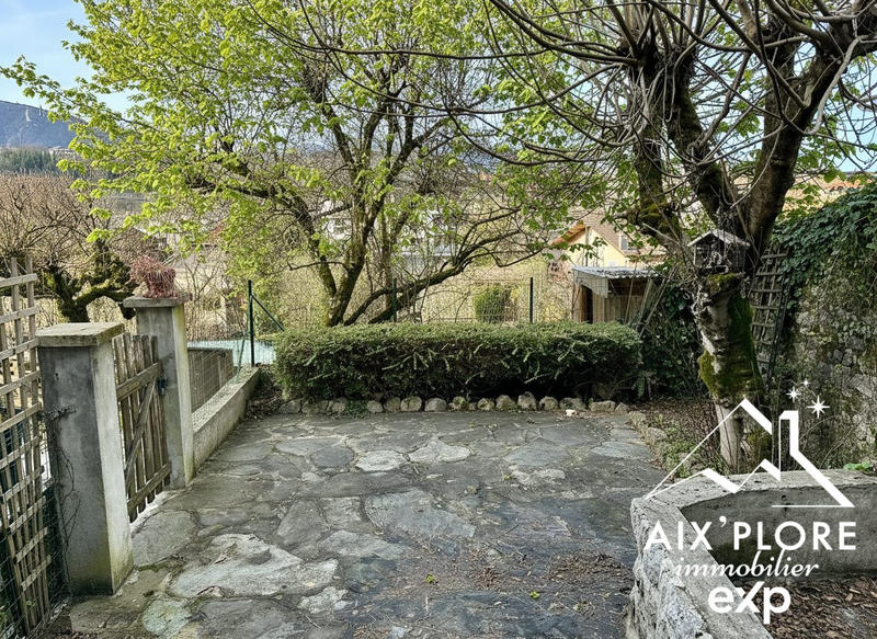 Appartement - 84 m² - 4 pièces