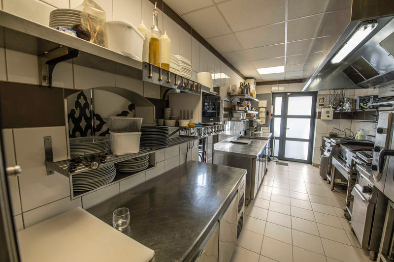 Local commercial - 343 m²