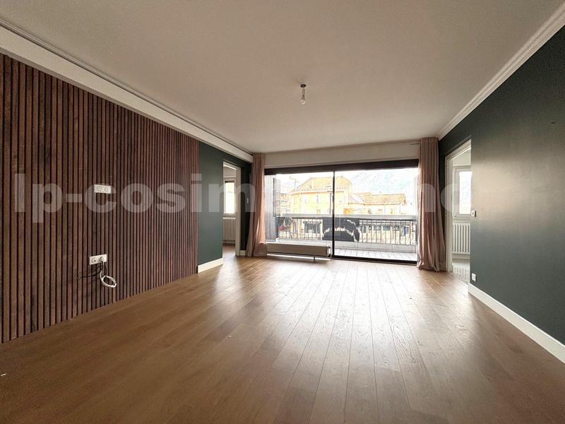 Appartement - 118 m² - 5 pièces