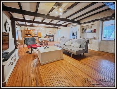 Maison - 193 m² - 6 pièces