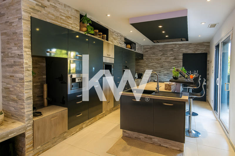 Maison d'architecte - 178 m² - 8 pièces