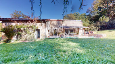 Maison - 135 m² - 5 pièces