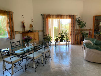 Maison - 170 m² - 6 pièces