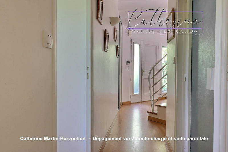 Maison - 140 m² - 6 pièces