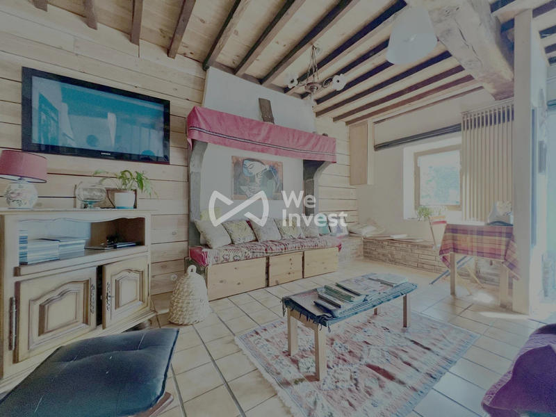 Maison - 243 m² - 8 pièces