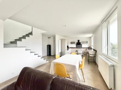 Maison - 164 m² - 6 pièces