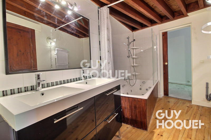 Maison - 83 m² - 4 pièces