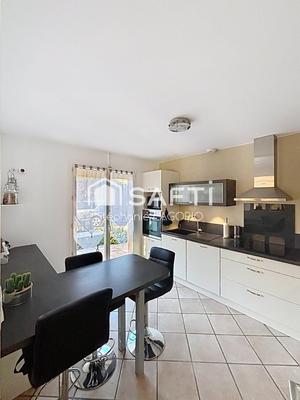 Maison - 125 m² - 5 pièces