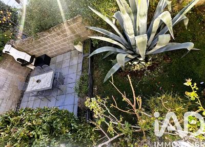 Maison de ville - 80 m² - 5 pièces