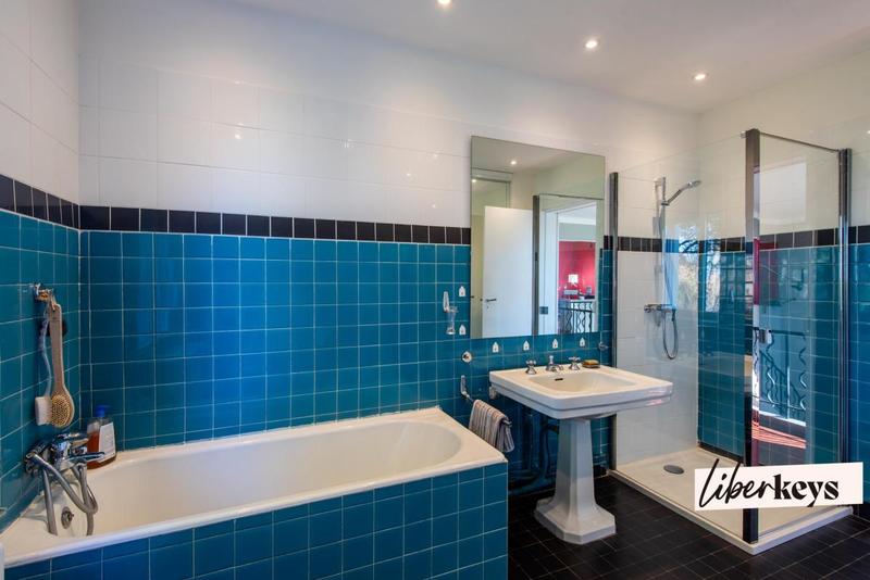 Maison - 195 m² - 6 pièces