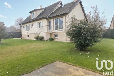 Maison - 176 m² - 8 pièces