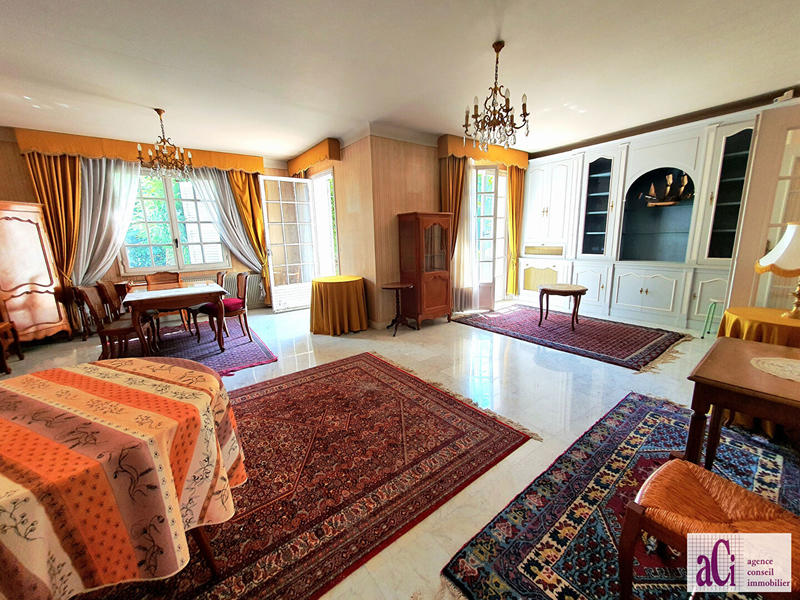 Maison - 160 m² - 6 pièces