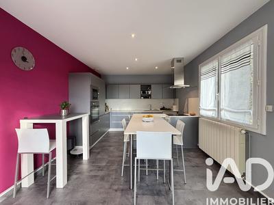 Maison - 133 m² - 6 pièces