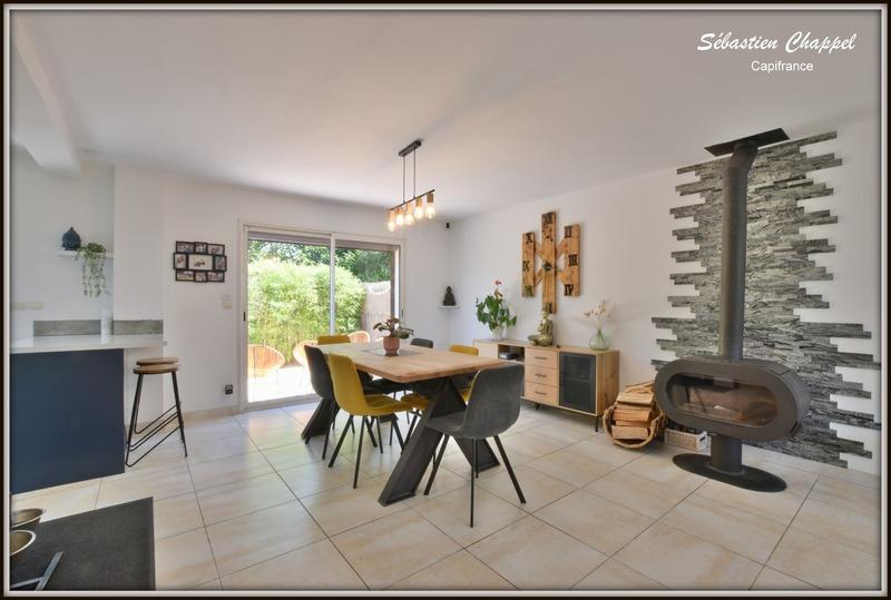 Maison - 140 m² - 5 pièces