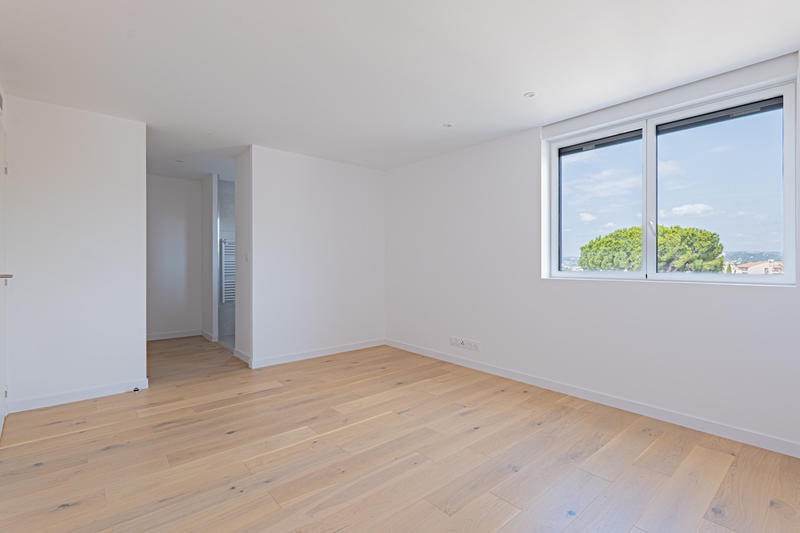 Appartement - 132 m² - 4 pièces