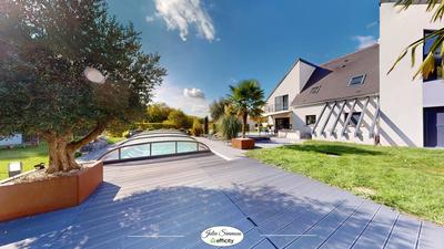 Villa - 227 m² - 8 pièces