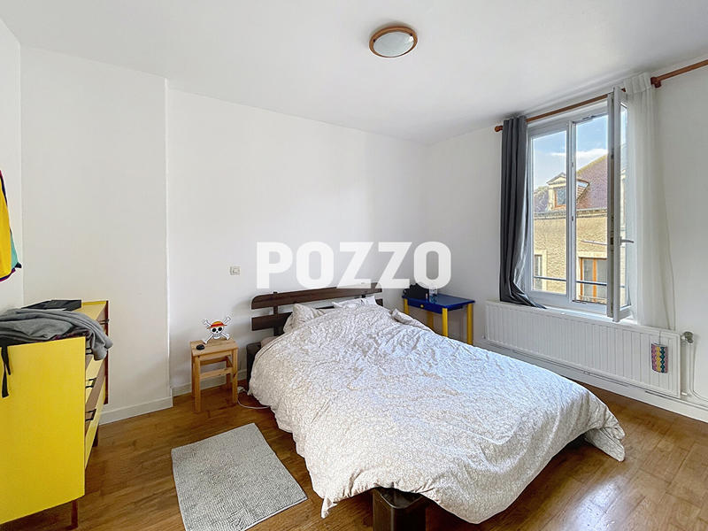 Maison - 156 m² - 8 pièces