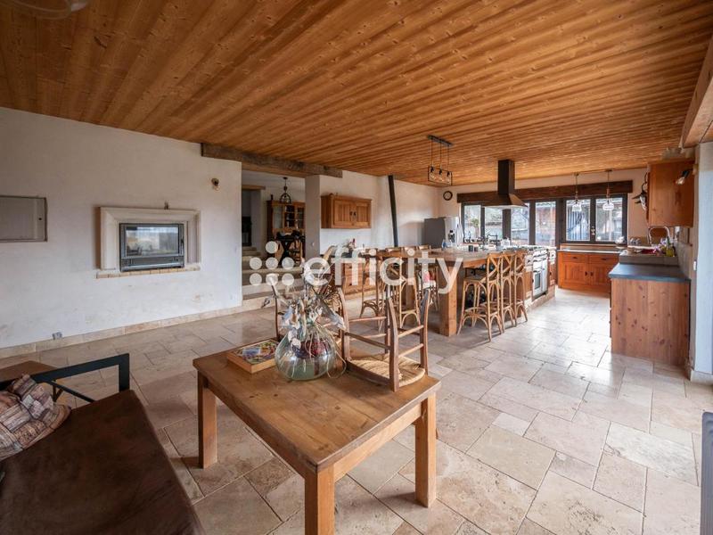 Ferme - 387 m² - 15 pièces