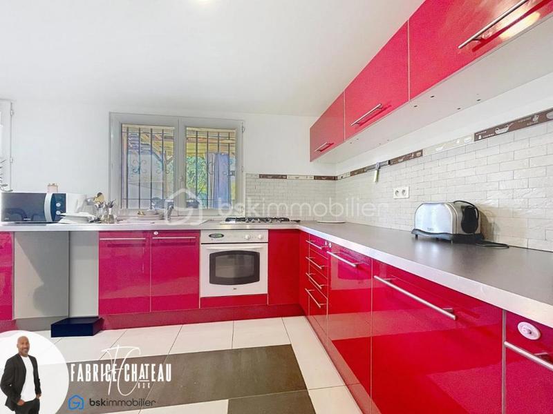 Maison - 160 m² - 8 pièces