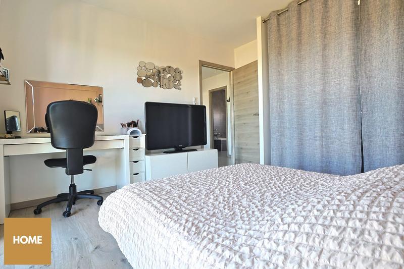 Maison contemporaine - 163 m² - 6 pièces