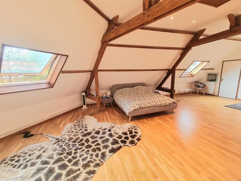 Demeure - 187 m² - 7 pièces